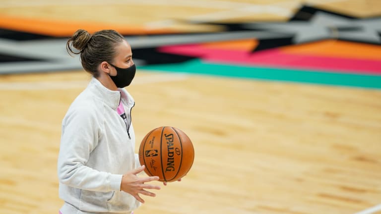 Becky Hammon on Blazers Job: 'I Knew I Was Second'